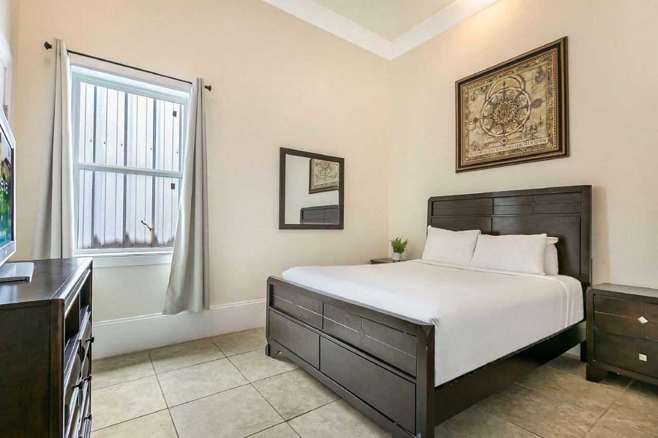 Spacious 4Br Condo On Carondelet Near All Hot Spo Nowy Orlean Zewnętrze zdjęcie